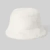 Buckethat i fuskpäls – Ivory