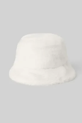 Buckethat i fuskpäls – Ivory