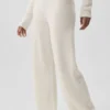 Byxor i ull och kashmir med High-Waist och vida ben från New Class – Ivory