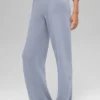 Byxor i ull och kashmir med High-Waist och vida ben – New Class – Winter Frost