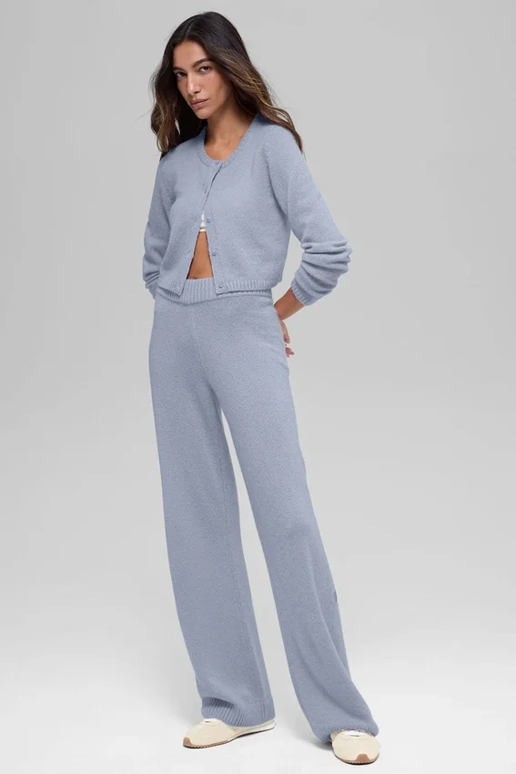 Byxor i ull och kashmir med High-Waist och vida ben – New Class – Winter Frost