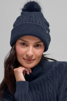 Cable Knit Winter Bliss Mössa – marinblå