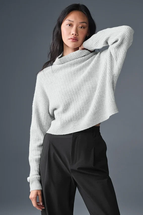 Cashmere Plush Waffle Turtleneck Tröja – Athletic Heather Grey