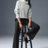 Cashmere Plush Waffle Turtleneck Tröja – Athletic Heather Grey