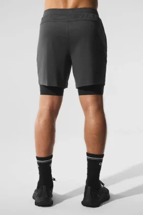 Conquer React 2-i-1 Performance-shorts – antracit/svart