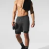 Conquer React 2-i-1 Performance-shorts – antracit/svart