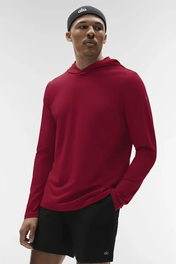 Conquer Reform långärmad tröja med huva – Garnet