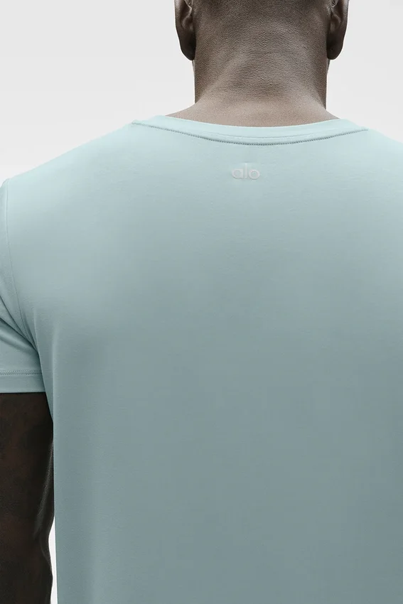 Conquer Reform T-shirt med rund hals och kortärmad design – Desert Sage