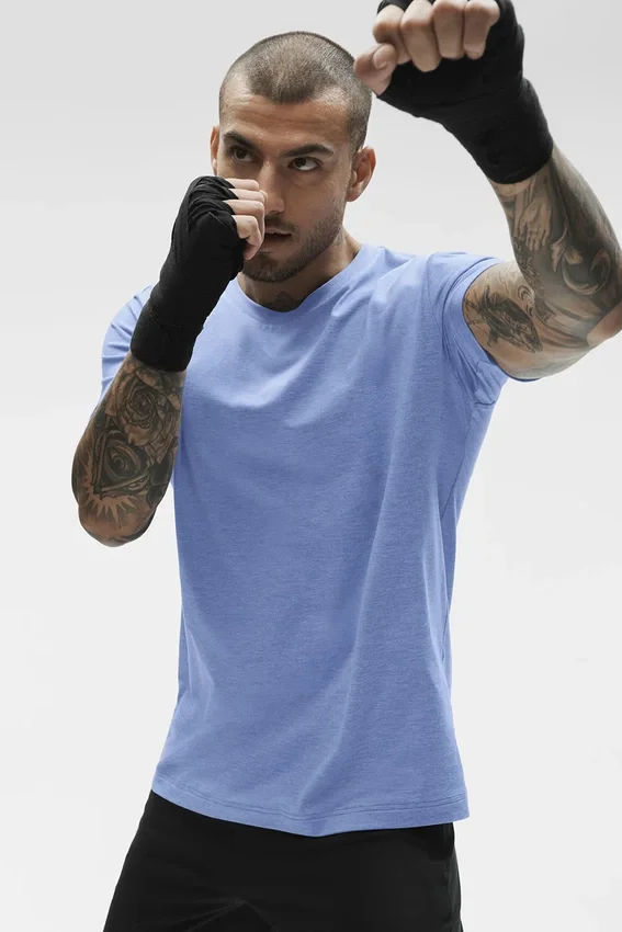 Conquer Reform T-shirt med rund hals och kortärmad design – Provence Blue Heather