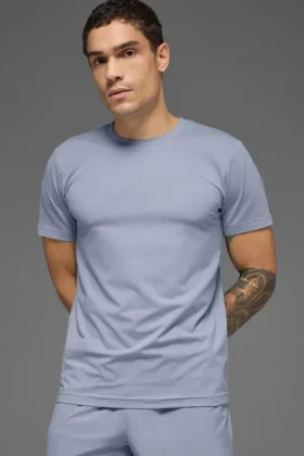 Conquer Reform T-shirt med rund hals och kortärmad design – Winter Frost