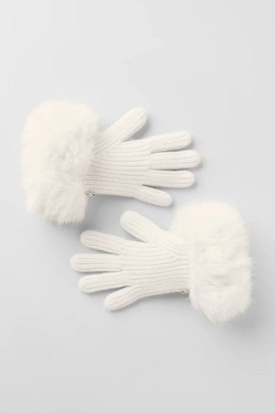 Courchevel kashmirhandskar – Ivory