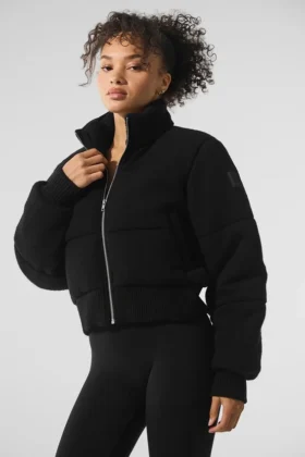 Darling Stickat Puffer – Svart