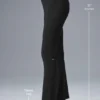 Denimstickade High-Waist-byxor med utsvängda ben – svart/antracit
