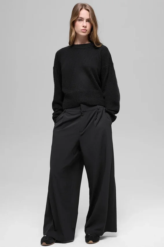 Dreamscape-byxor med High-Waist (korta) – svarta