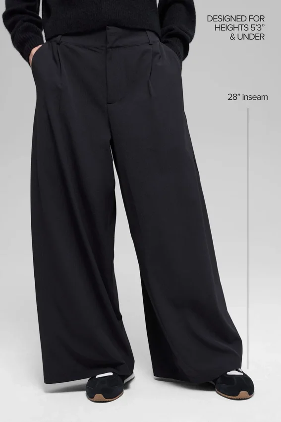 Dreamscape-byxor med High-Waist (korta) – svarta