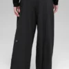 Dreamscape-byxor med High-Waist (korta) – svarta