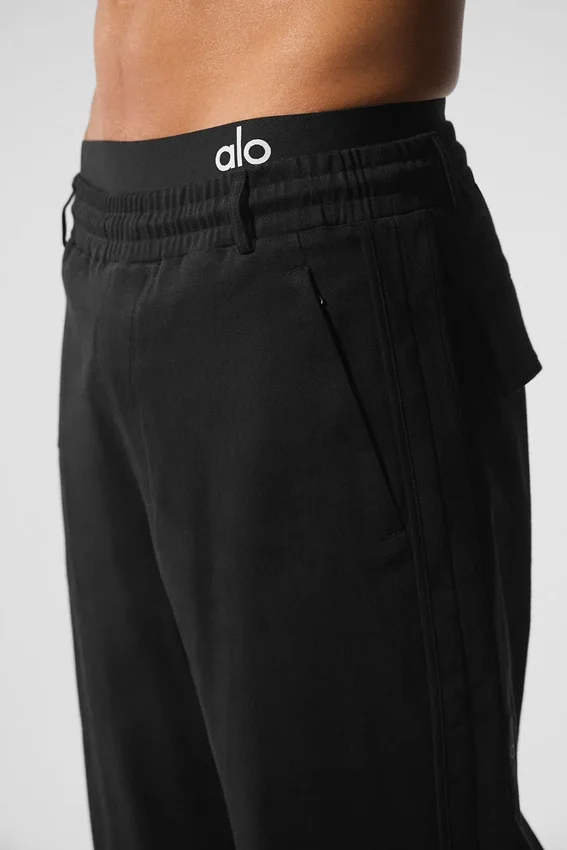 Edition Sueded Straight Leg Byxor – Svart