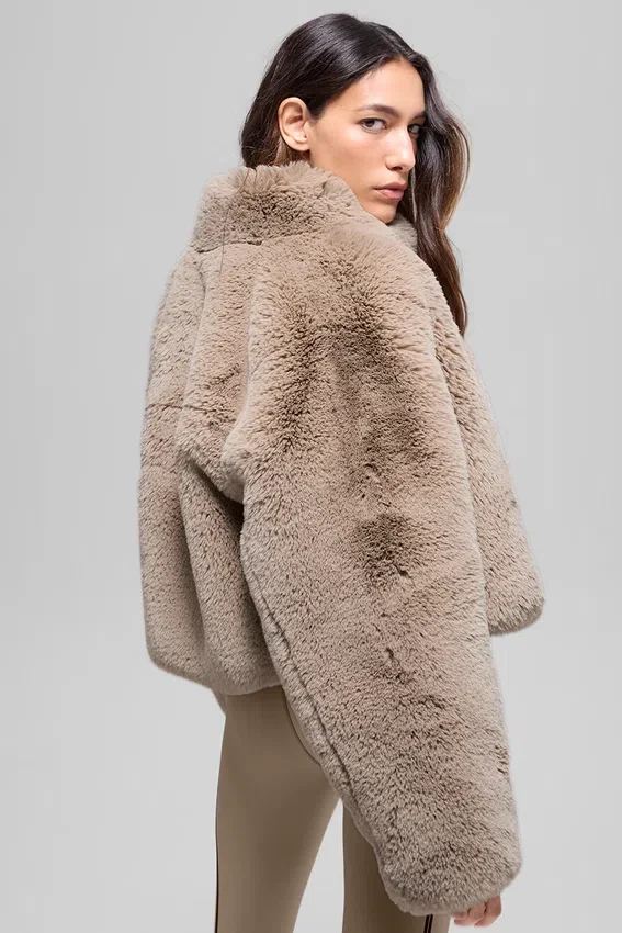 Faux Fur Allure-jacka – Oat