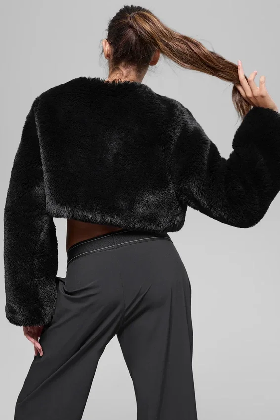 Faux Fur Chic kort jacka – svart