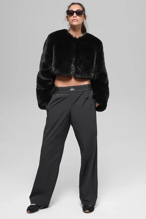 Faux Fur Chic kort jacka – svart