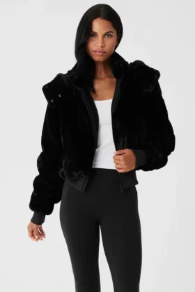 Faux Fur Foxy Jacket – Svart