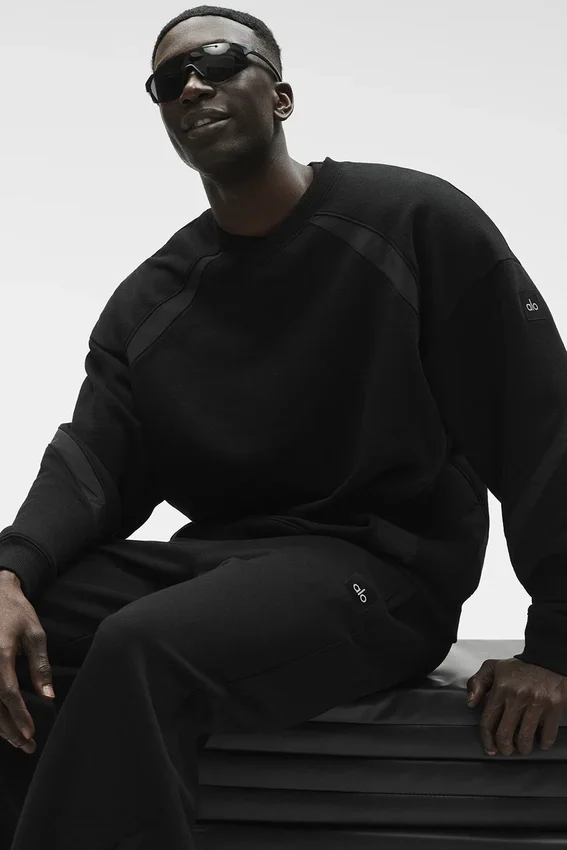 Field Crew Neck Sweatshirt – Svart