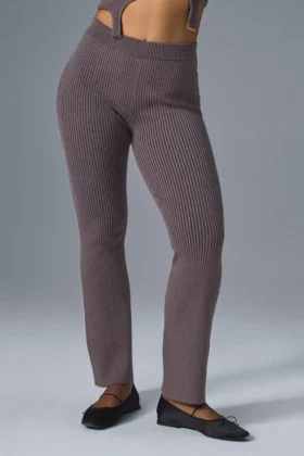 Flarebyxor i denimstickat med High-Waist – Raisinette/svart