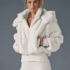 Foxy-jackor i fuskpäls – Ivory