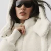 Foxy Sherpa-jacka – Ivory