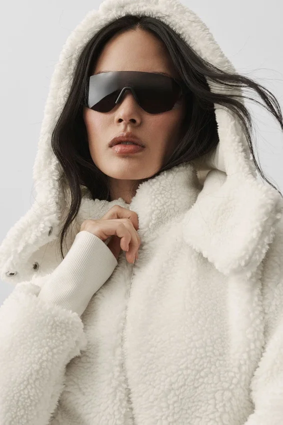 Foxy Sherpa-jacka – Ivory