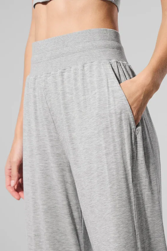 Halvgenomskinliga, eleganta loungebyxor med utsvängda ben – Athletic Heather Grey