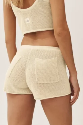 Heatwave-shorts i siden och kashmir med medelhög midja – sandbeige