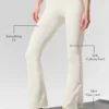 High-Waist Airbrush 7/8-bootcut-leggings – Ivory