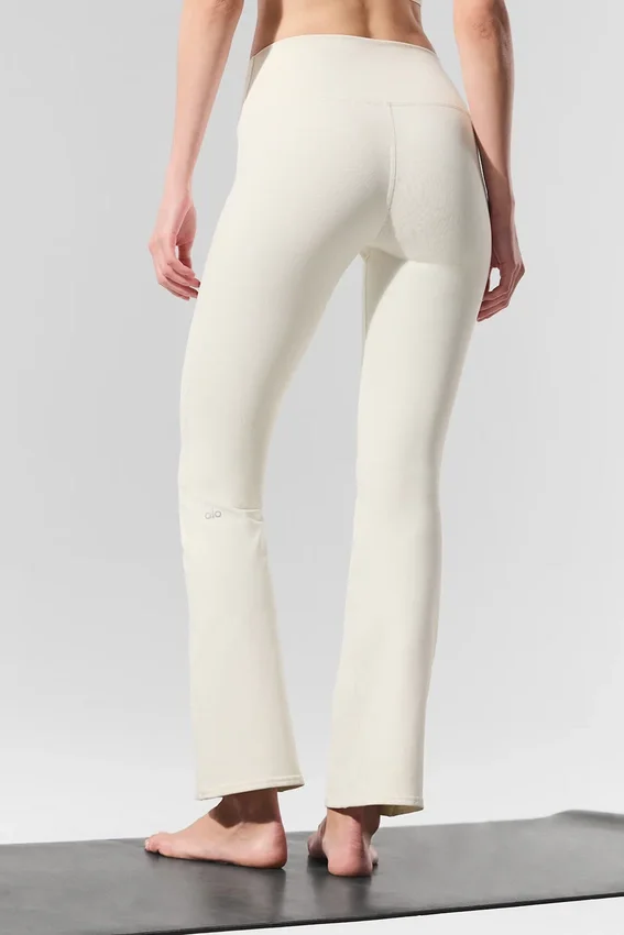 High-Waist Airbrush 7/8-bootcut-leggings – Ivory