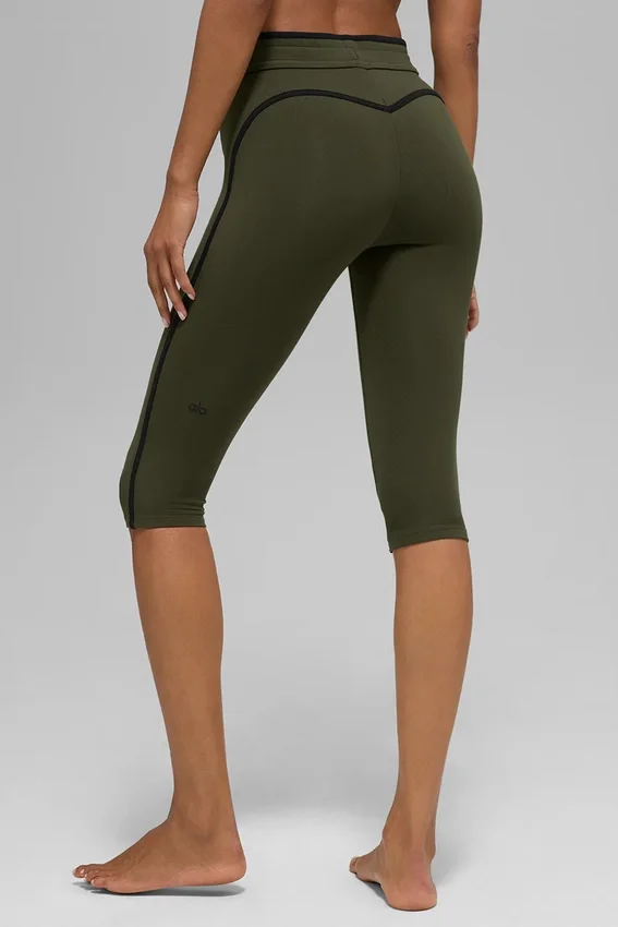 High-Waist Airbrush Race Pace Capri – Green Olive/Black