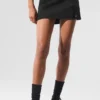 High-Waist Airbrush-tenniskjol med Good Form-passform – svart