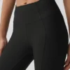 High-Waist Airlift 7/8 Fine Line Leggings – svart