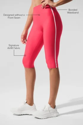 High-Waist Airlift Capri-byxor med kontrastfärg – Candy Red/White