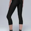 High-Waist Airlift Capri | Yogacapribyxor