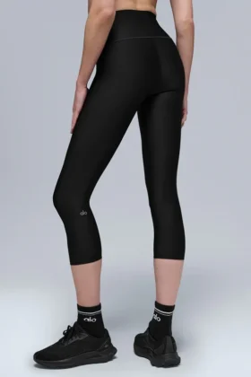 High-Waist Airlift Capri | Yogacapribyxor