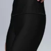High-Waist Airlift Capri | Yogacapribyxor