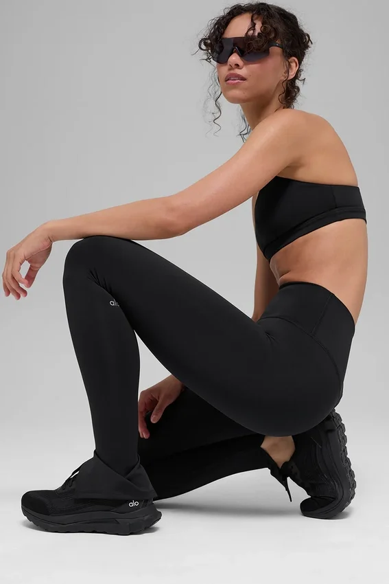 High-Waist Airlift Elongated Leggings – svarta