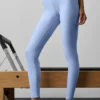High-Waist Airlift Legging – ljus provenceblå