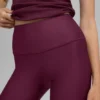 High-Waist Airlift Legging – vinröd