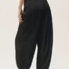 High-Waist-byxor i silkesblandning – svarta