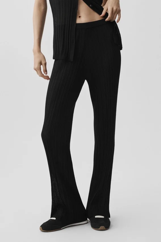 High-Waist-byxor med raka ben – svarta
