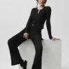 High-Waist-byxor med raka ben – svarta