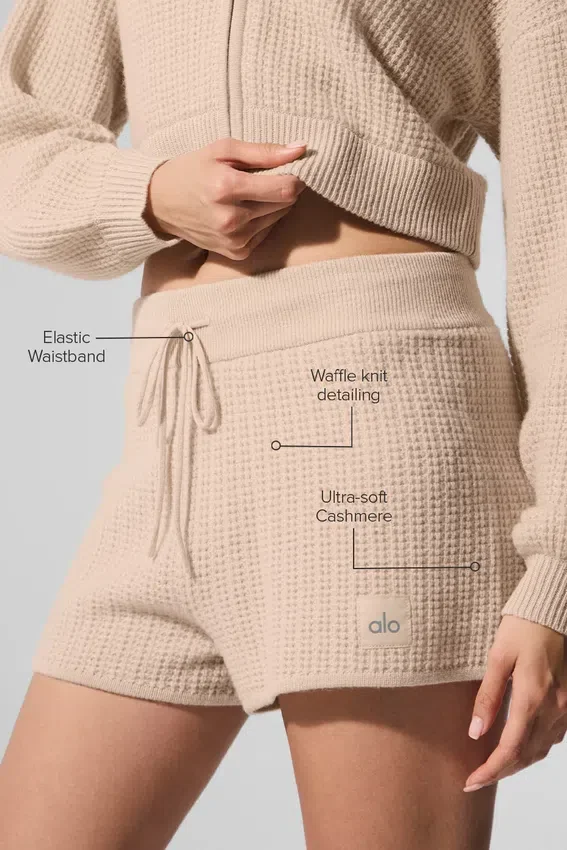 High-Waist Kashmirshorts i fluffig våffelstruktur – Macadamia Blush