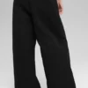 High-Waist Main Character Wide Leg Trouser – Svart