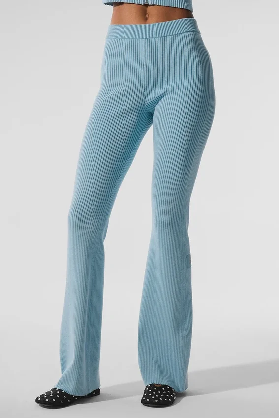 High-Waist, utsvängda byxor i denimstickat – himmelsblå/mörk himmelsblå